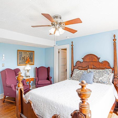 Echo Mountain Inn Hendersonville Bagian luar foto