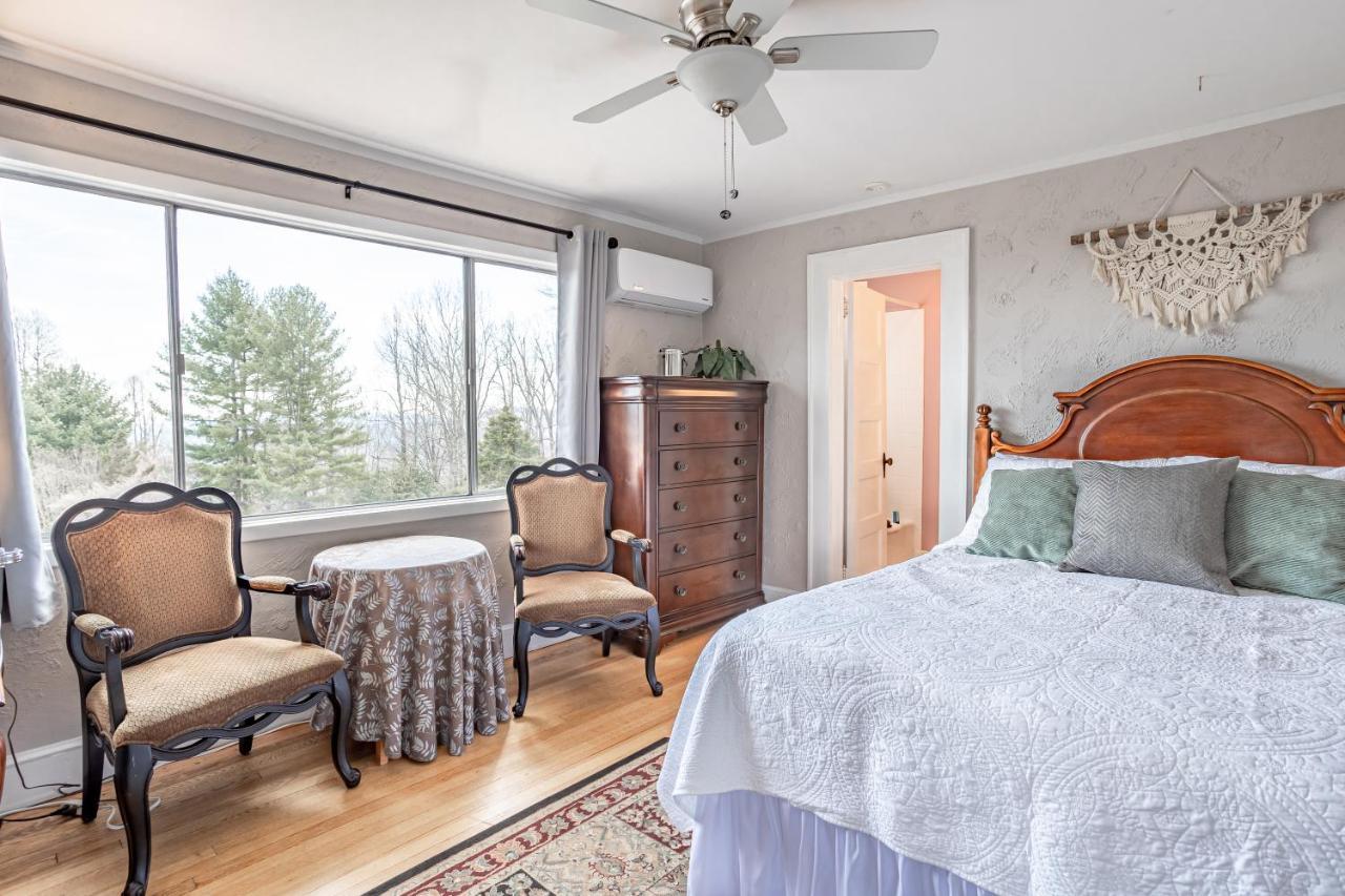 Echo Mountain Inn Hendersonville Bagian luar foto