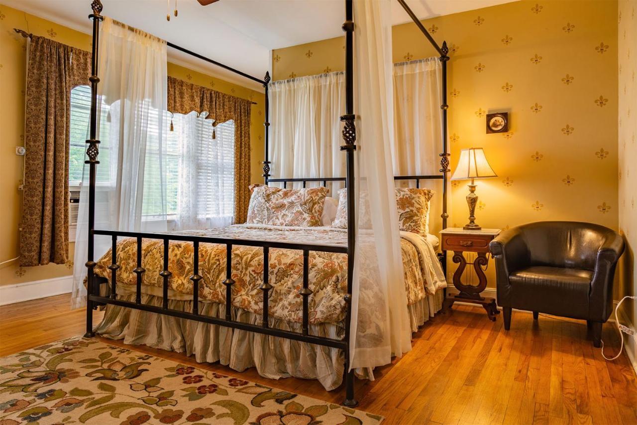 Echo Mountain Inn Hendersonville Bagian luar foto