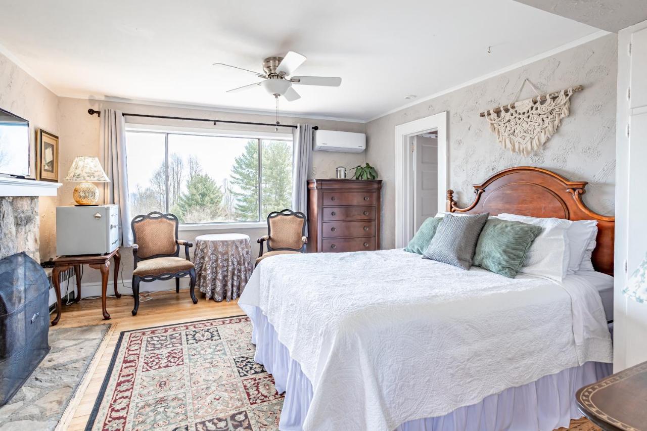 Echo Mountain Inn Hendersonville Bagian luar foto