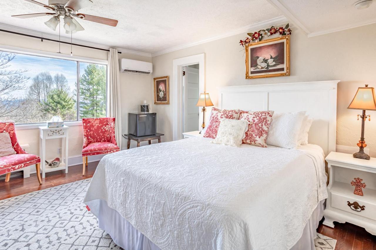 Echo Mountain Inn Hendersonville Bagian luar foto