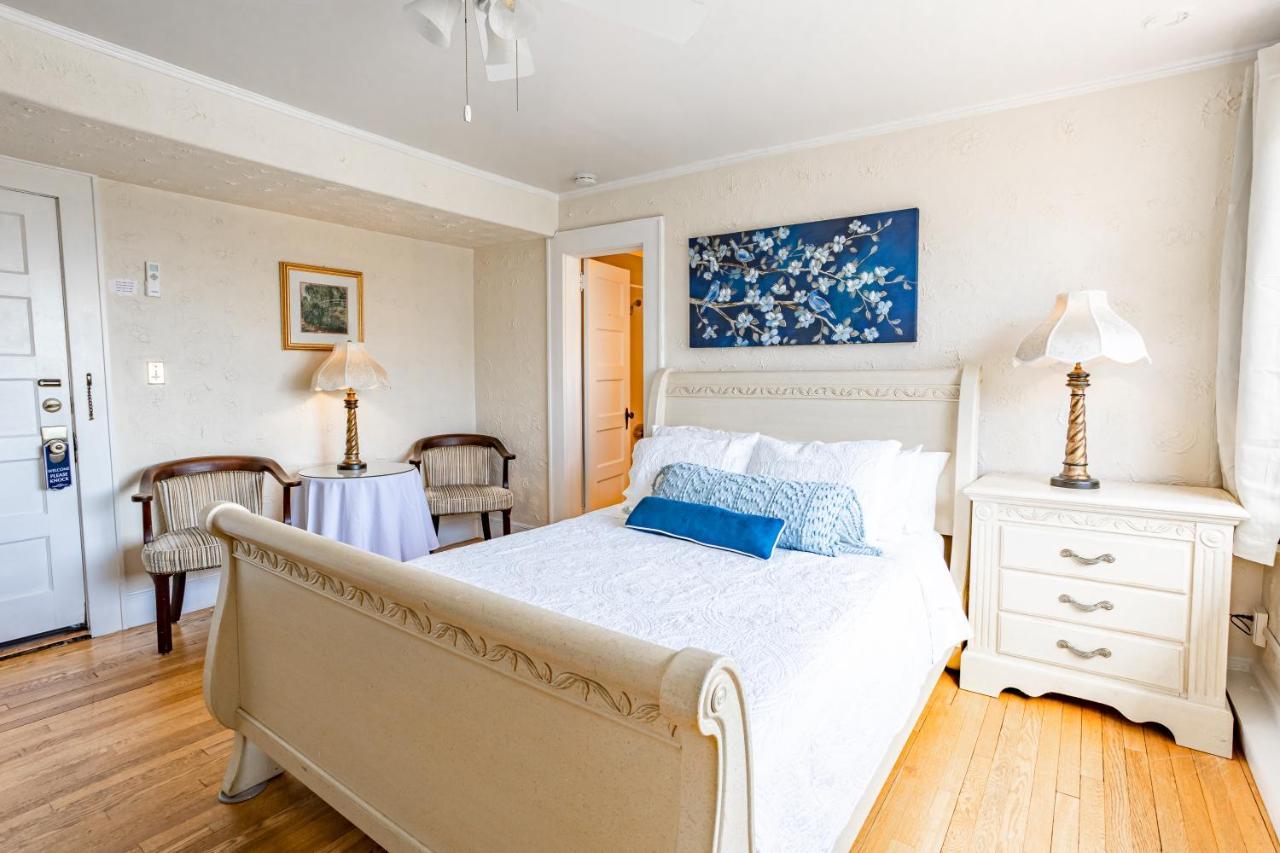 Echo Mountain Inn Hendersonville Bagian luar foto