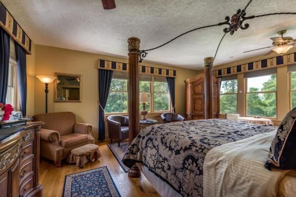 Echo Mountain Inn Hendersonville Bagian luar foto
