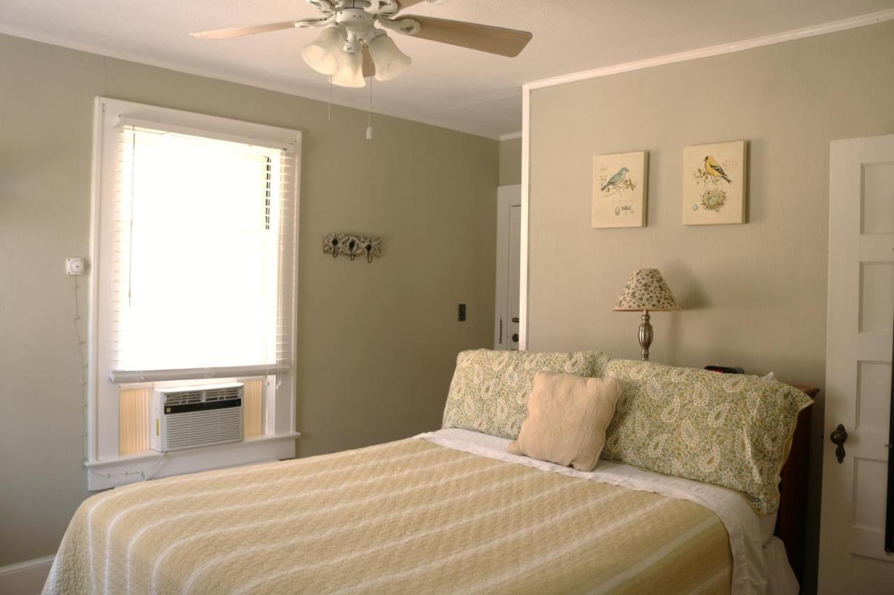 Echo Mountain Inn Hendersonville Bagian luar foto